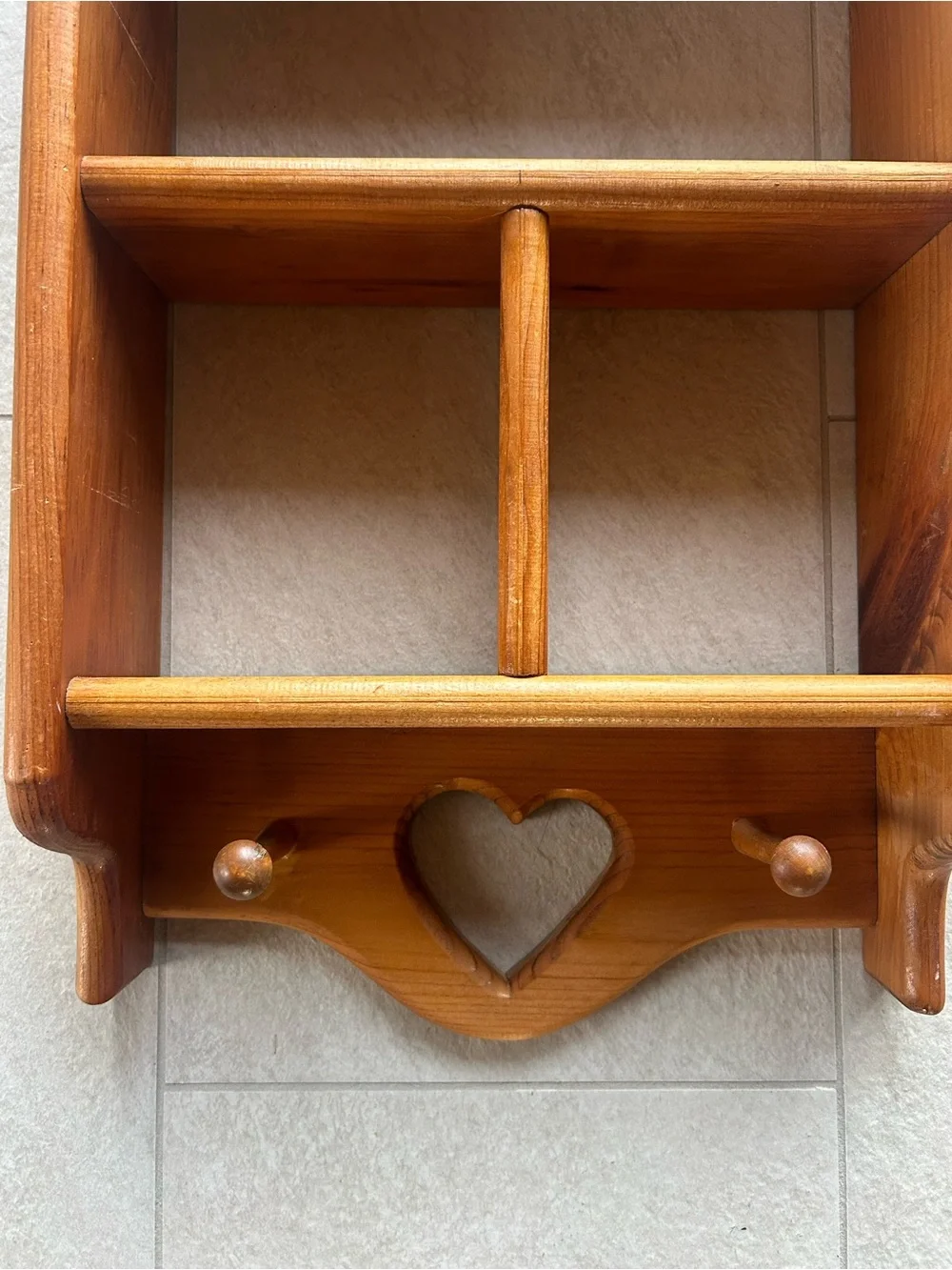 Vintage Wooden Heart Wall Shelf with Peg Hooks Country Cottage Decor